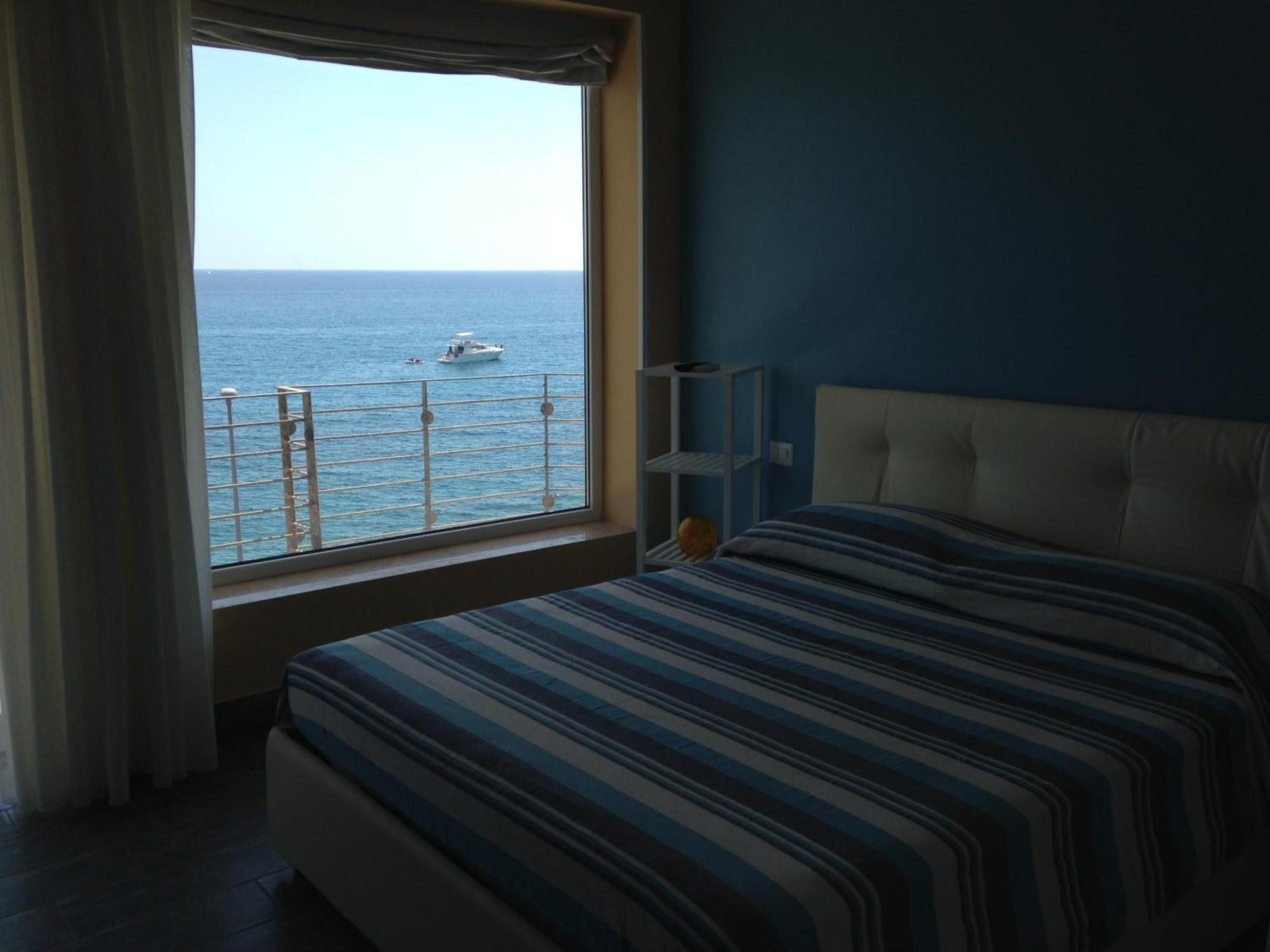 Hotel Palace Vista Mare Gallipoli Exterior photo
